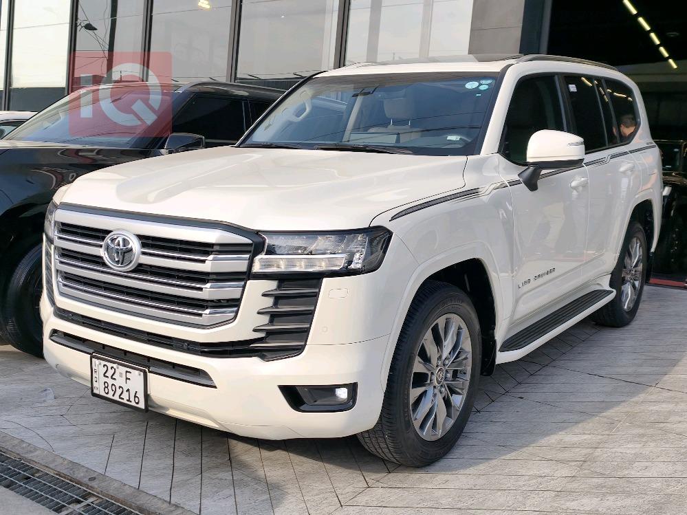 تويوتا لاندكروزر